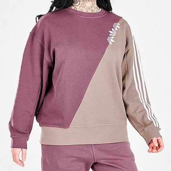 Women's Adidas Originals Adicolor Sliced Trefoil Crewneck Sweatshirt HN8793 - Picture 2 of 9